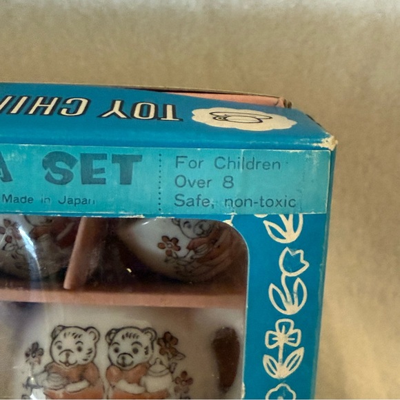 Vintage Teddy Bear Tiny Tea Set - Picture 4 of 7